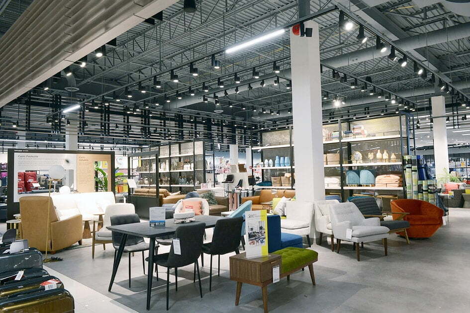Hudson's Bay LaSalle retail store